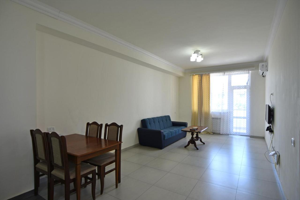 Mini Hotel Yerevan Exterior photo